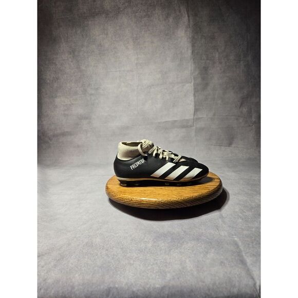 adidas Other - Adidas Predator Kids Youth‎ Soccer Cleats FW9222 FxG Black/White Size US 3 EU 35